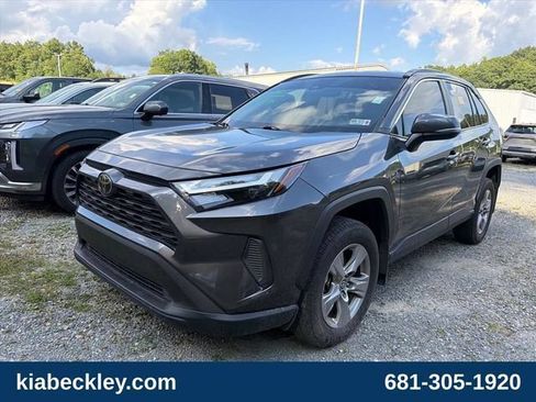 Used 2025 Toyota RAV4 XLE FWD image 2