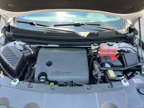 Used 2024 Chevrolet Traverse RS w/ LPO, Floor Liner Package AWD/4WD image 29