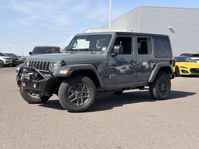 Used 2026 Jeep Wrangler Unlimited Sport AWD/4WD image 2