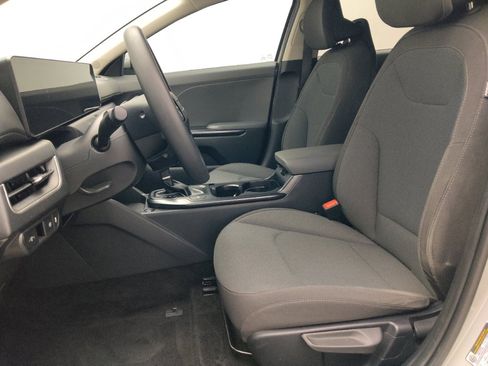 Used 2025 Kia K4 FWD image 17