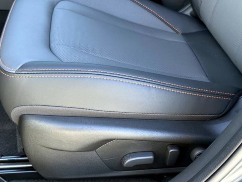 New 2026 Subaru Crosstrek 2.5i Limited w/ Crosstrek Mirror Package image 21