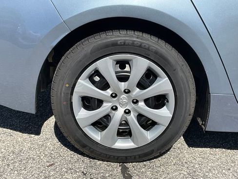 Used 2024 Toyota Corolla LE image 22