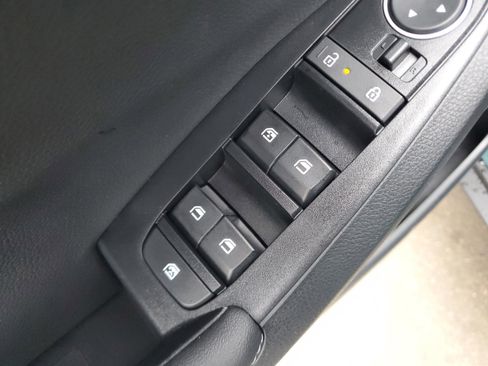 New 2026 Kia Seltos EX image 18