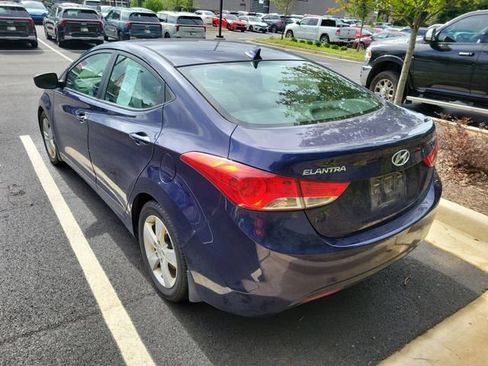 Used 2013 Hyundai Elantra GLS w/ Preferred Pkg FWD image 6