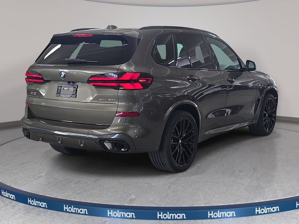 Certified 2024 BMW X5 sDrive40i w/ M Sport Package RWD image 7