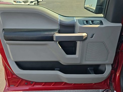Used 2018 Ford F150 XLT w/ Equipment Group 302A Luxury AWD/4WD image 6