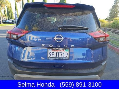 Used 2023 Nissan Rogue S FWD image 3
