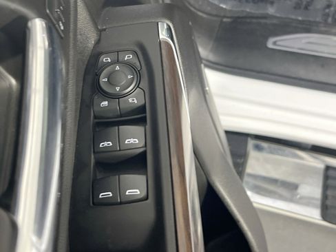Used 2021 GMC Sierra 1500 SLT w/ SLT Premium Plus Package image 17