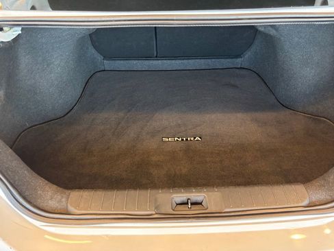 Used 2024 Nissan Sentra SV image 31