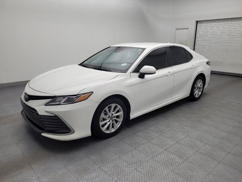 Used 2023 Toyota Camry LE AWD/4WD image 2
