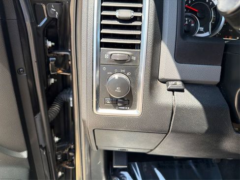 Used 2018 RAM 1500 Lone Star AWD/4WD image 16
