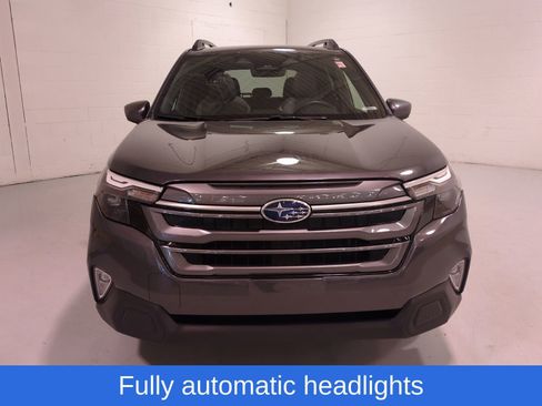 Certified 2025 Subaru Forester Premium w/ Convenience Package #1 AWD/4WD image 8