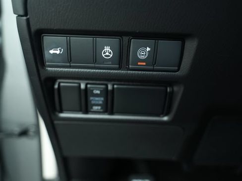 Used 2023 Nissan Armada SL w/ Captain's Chairs Package AWD/4WD image 36
