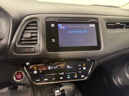 Used 2018 Honda HR-V EX image 18