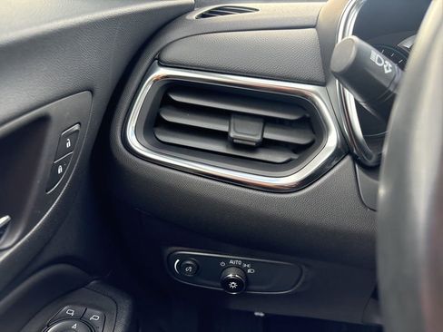 Used 2024 Chevrolet Equinox LT w/ LPO, Floor Liner Package image 35