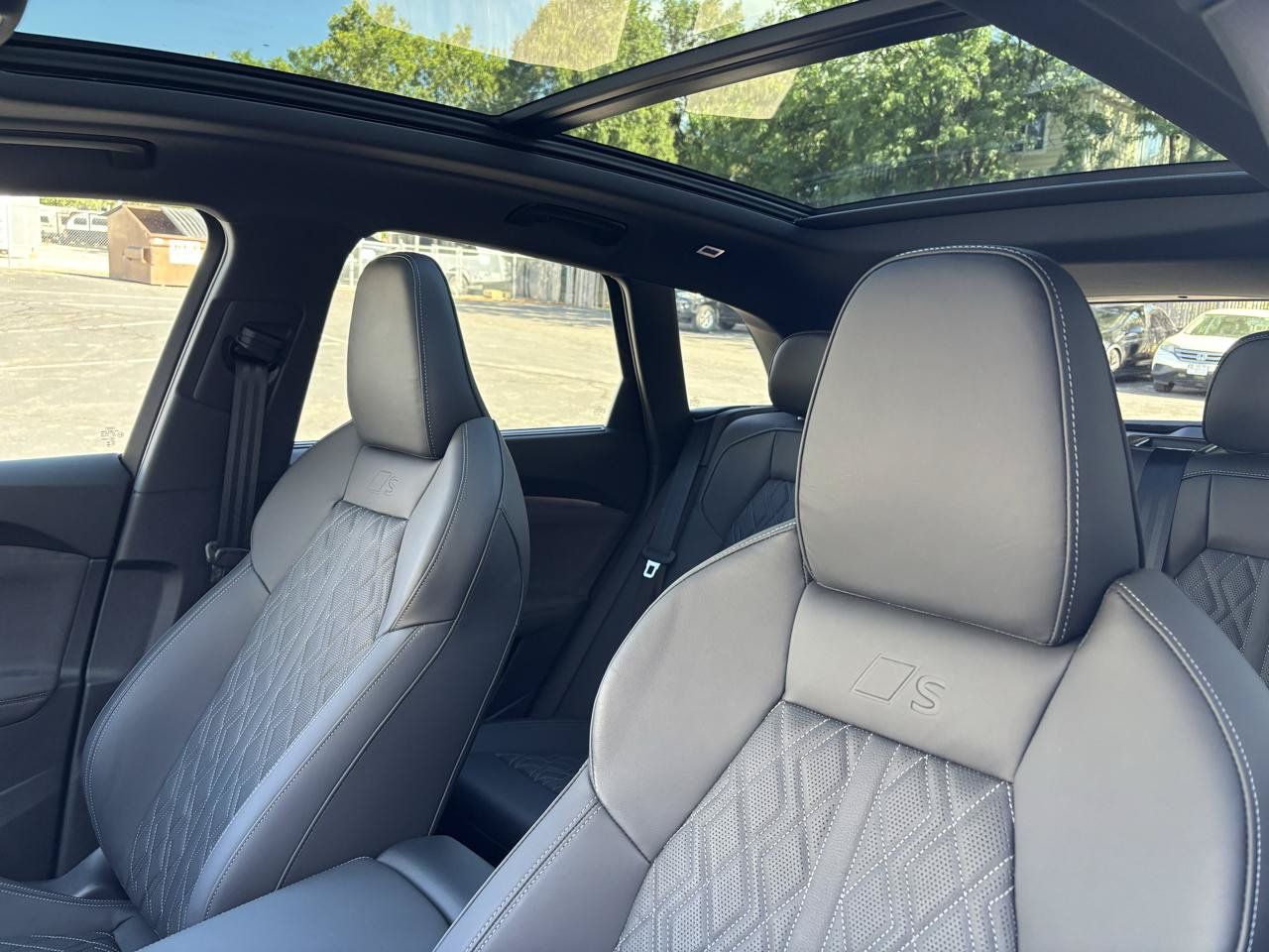 Used 2025 Audi SQ5 Premium Plus w/ Premium Plus Package AWD/4WD image 5
