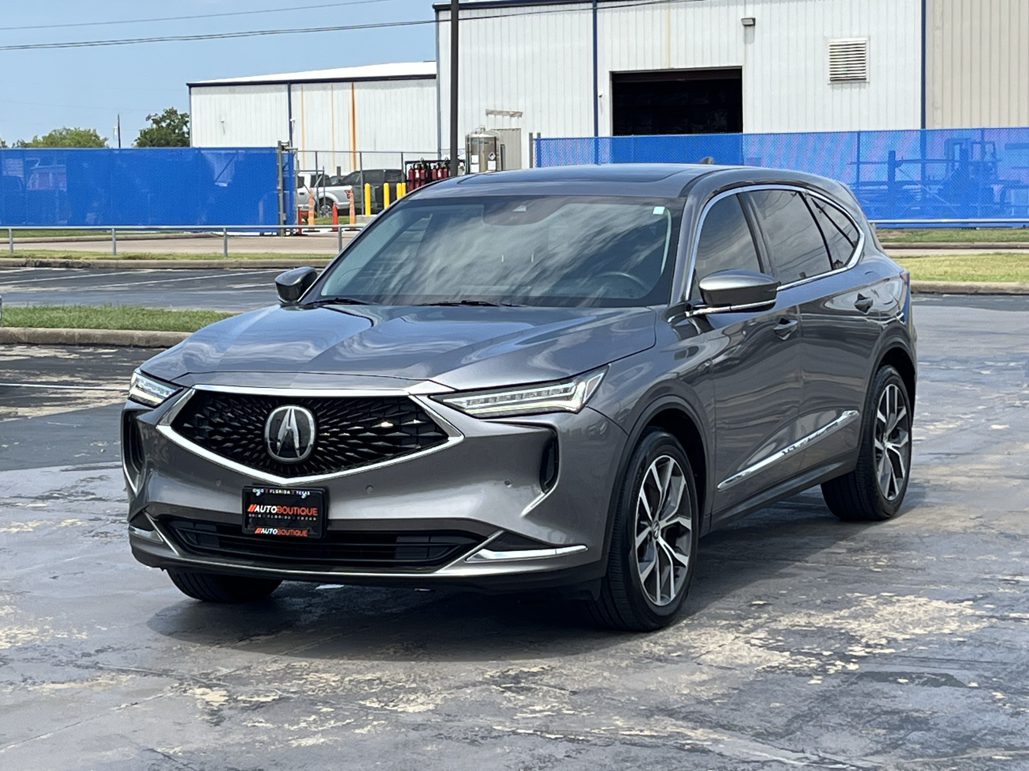 Used 2022 Acura MDX w/ Technology Package FWD image 3