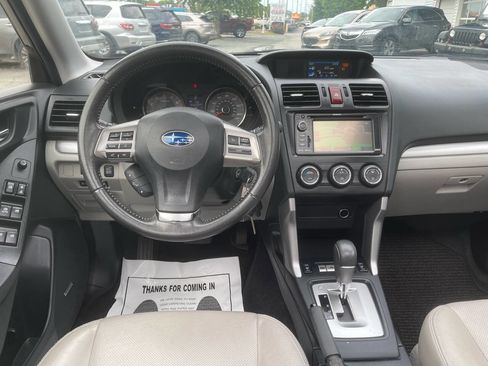 Used 2015 Subaru Forester 2.5i Limited AWD/4WD image 31