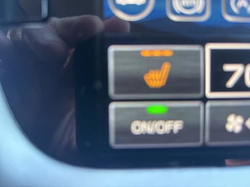 New 2025 Subaru Outback Premium image 21