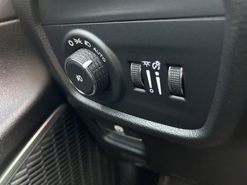 Used 2024 Jeep Grand Cherokee Overland image 18