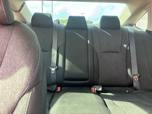 Used 2023 Honda Accord EX image 14