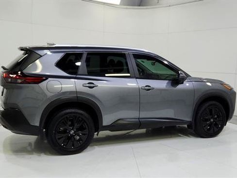 Used 2023 Nissan Rogue SV w/ SV Premium B Package FWD image 8