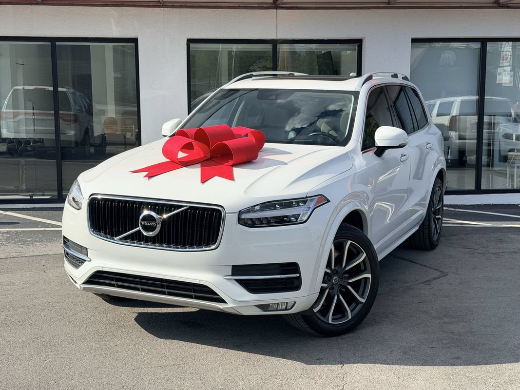 Used 2019 Volvo XC90 T5 Momentum w/ Protection Package Premier FWD image 1
