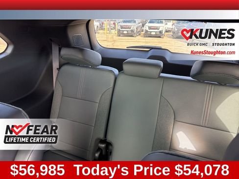 New 2026 GMC Acadia AT4 w/ Luxury Package image 41
