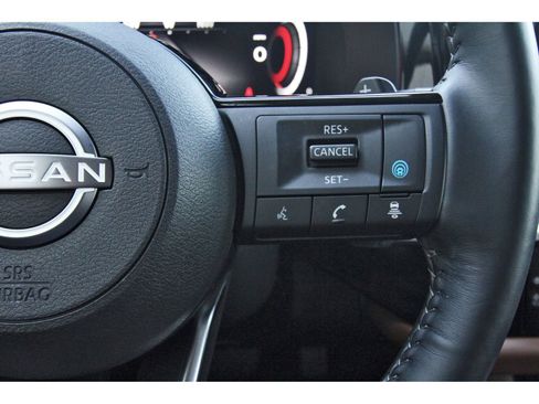 Used 2024 Nissan Pathfinder Platinum w/ Cargo Package image 20