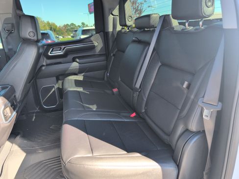 Used 2025 Chevrolet Silverado 1500 LTZ w/ Z71 Off-Road Package image 28