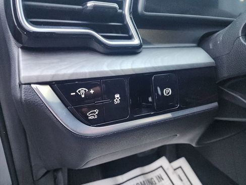 Used 2024 Kia Sportage X-Line w/ X-Line Premium Package image 37