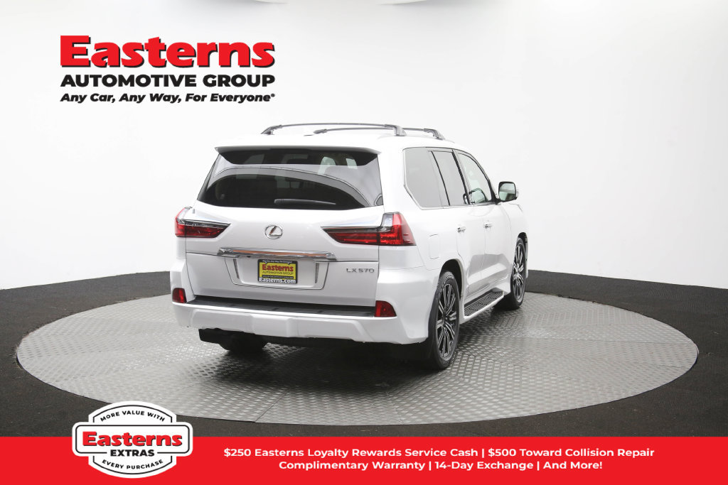 Used 2021 Lexus LX 570 4WD w/ Luxury Package image 50