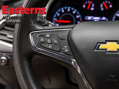 Used 2023 Chevrolet Malibu LT FWD image 15