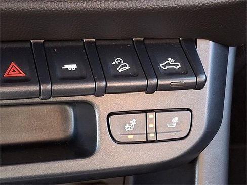 Used 2018 Chevrolet Colorado ZR2 image 26