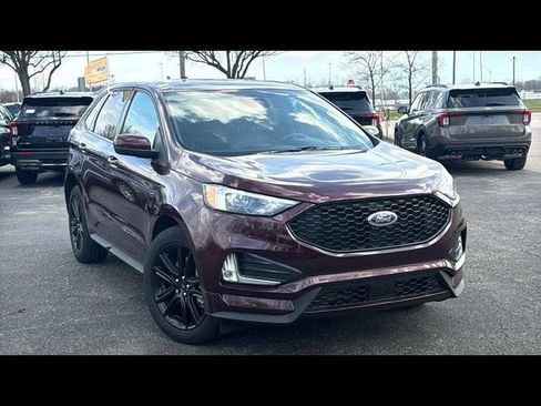 Certified 2023 Ford Edge ST-Line AWD/4WD image 2