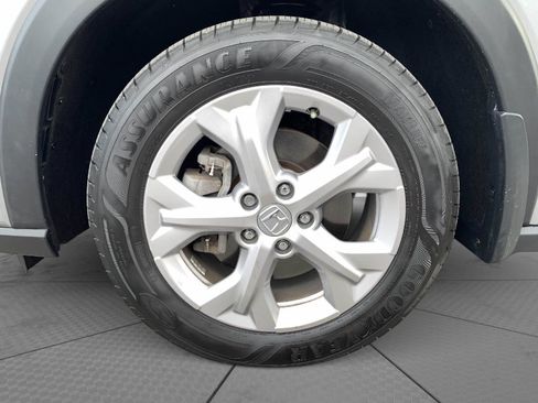 Used 2023 Honda HR-V LX image 9