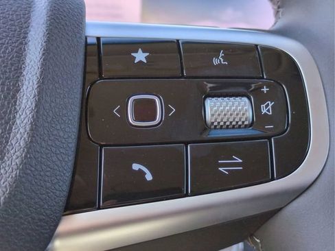 Certified 2025 Genesis GV80 2.5T Standard AWD/4WD image 24
