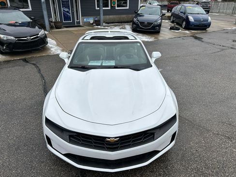 Used 2020 Chevrolet Camaro LT image 13