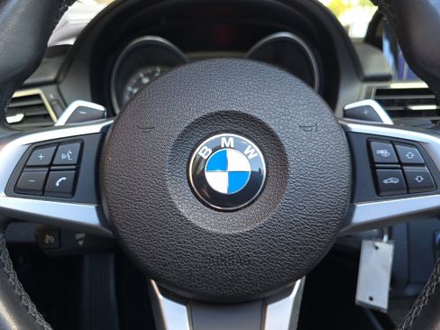 Used 2016 BMW Z4 sDrive28i image 25