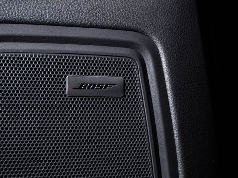 Certified 2025 Porsche Macan image 27