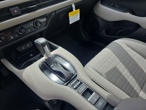 New 2026 Honda HR-V LX image 23