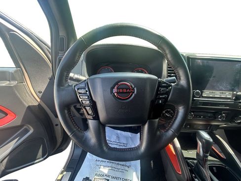 Certified 2023 Nissan Frontier PRO-4X w/ Pro Convenience Package AWD/4WD image 13