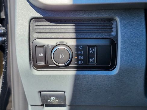 New 2026 Ford F250 XL w/ FX4 Off-Road Package image 18