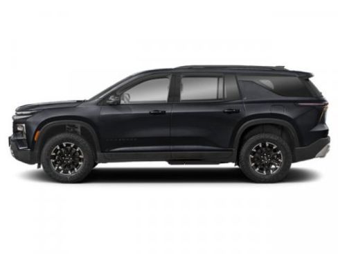 Used 2025 Chevrolet Traverse Z71 w/ LPO, Floor Liner Package AWD/4WD image 3