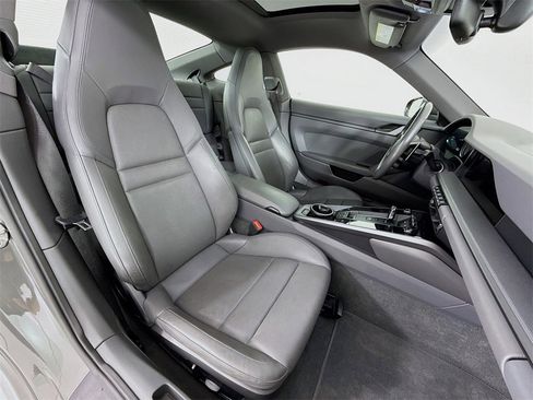 Used 2020 Porsche 911 Carrera S image 29