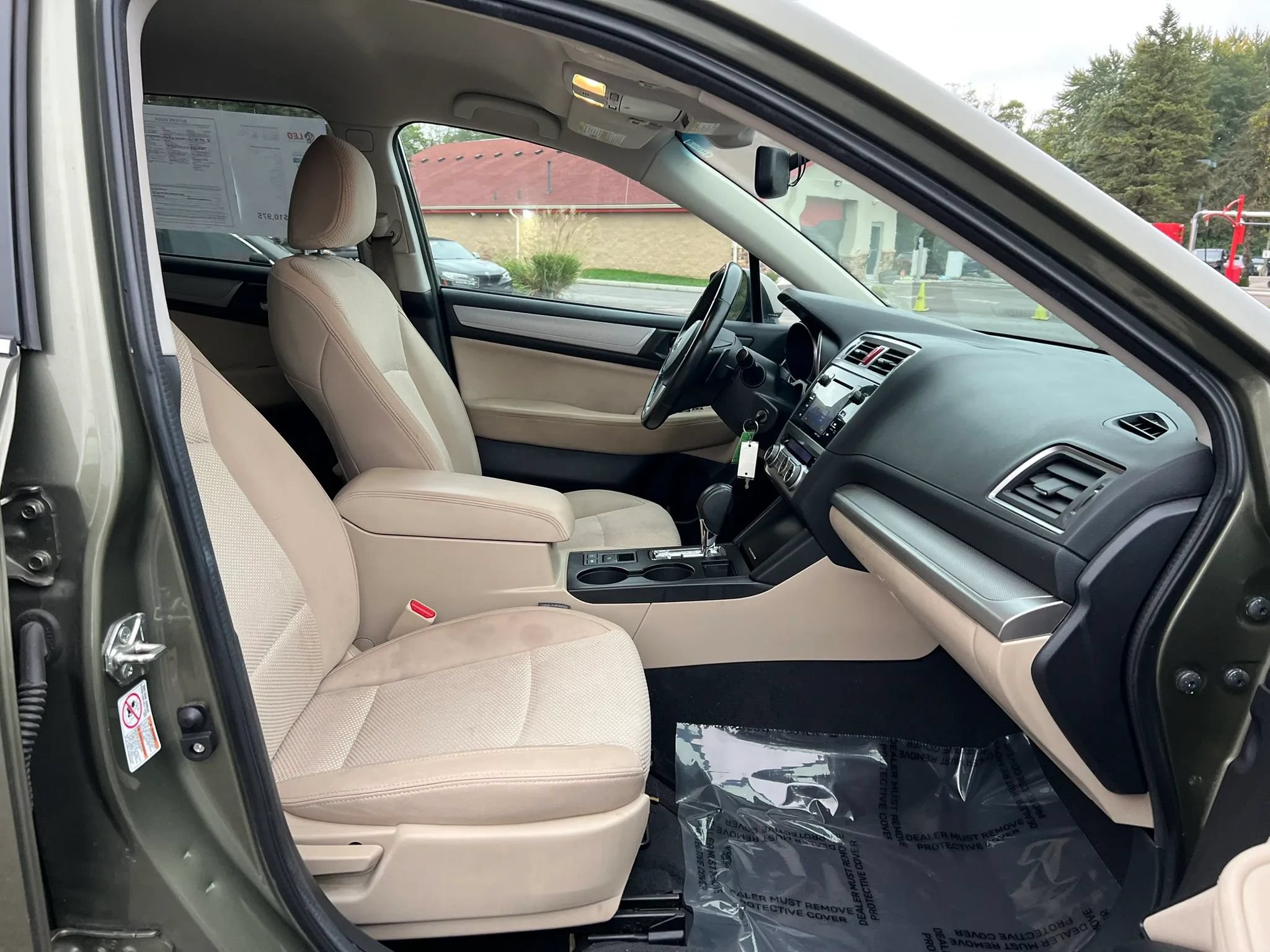 Used 2016 Subaru Outback 2.5i Premium AWD/4WD image 23