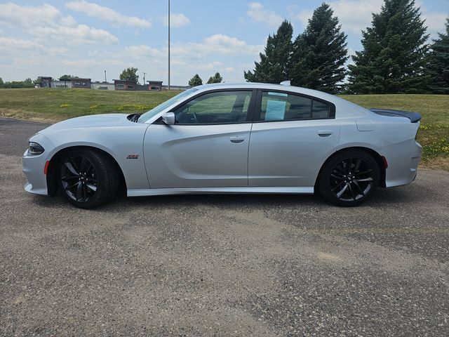 Used 2019 Dodge Charger Scat Pack w/ Navigation & Travel Group RWD image 2
