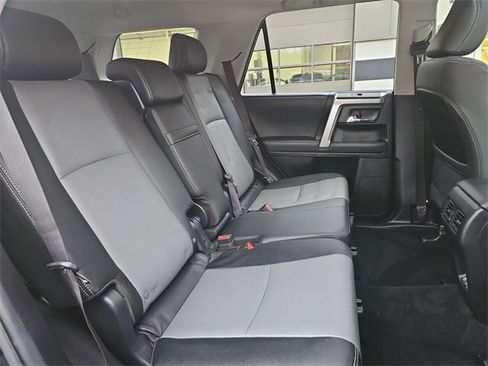 Used 2021 Toyota 4Runner SR5 Premium image 27