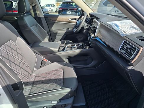 New 2026 Volkswagen Atlas SEL Premium R-Line image 30