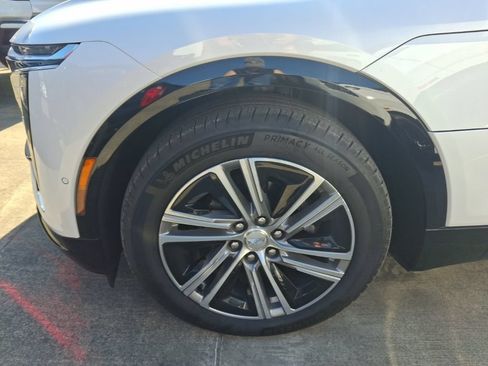 Used 2024 Cadillac Lyriq Luxury RWD image 4